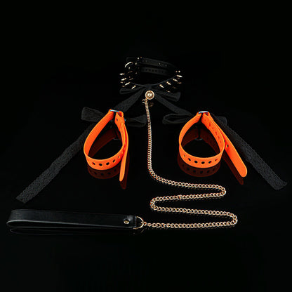 Drape Chain Collar Nipple Clamps with Heart Pendant — BDSM Bondage Nipple Stimulator Set